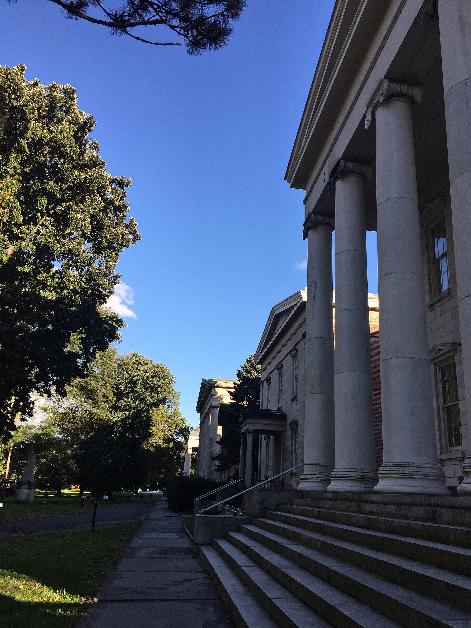 Snug Harbor Cultural Center